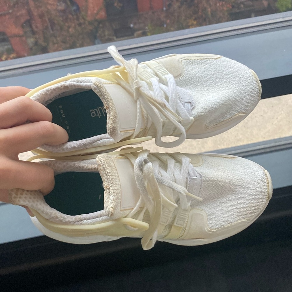 White Adidas trainers - size 6